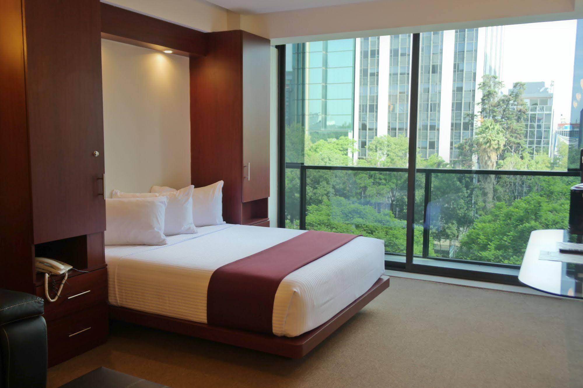 Suites Capri Reforma Ángel 380 Cidade do México Exterior foto